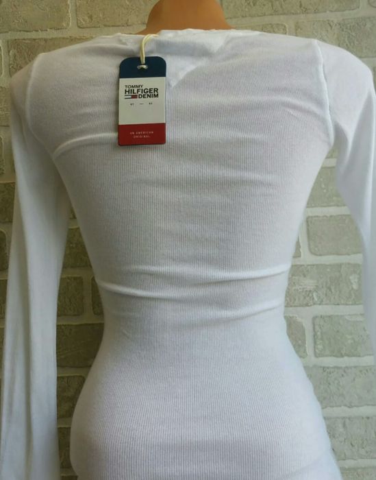 Bluza NOUĂ originala alba tommy hilfiger din bumbac