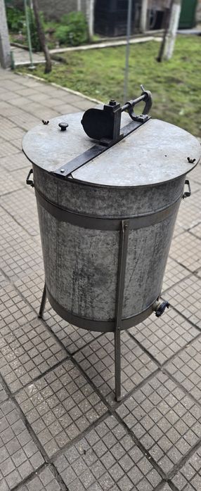 Ръчна центрофуга за мед