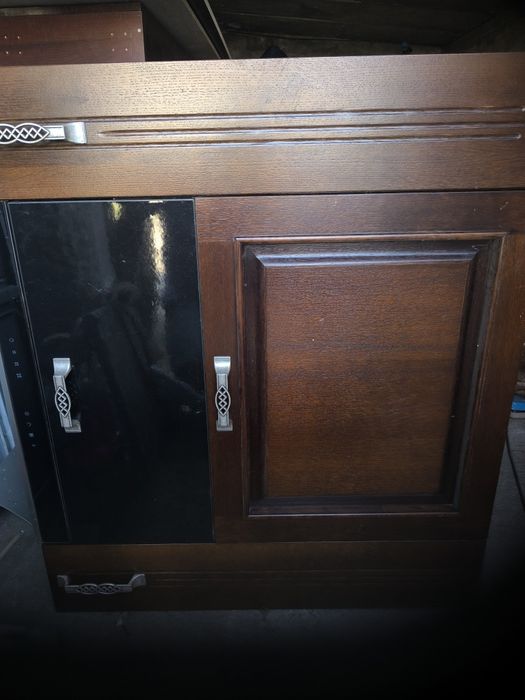 КУХНЯ венге с умивалник и абсорбатор