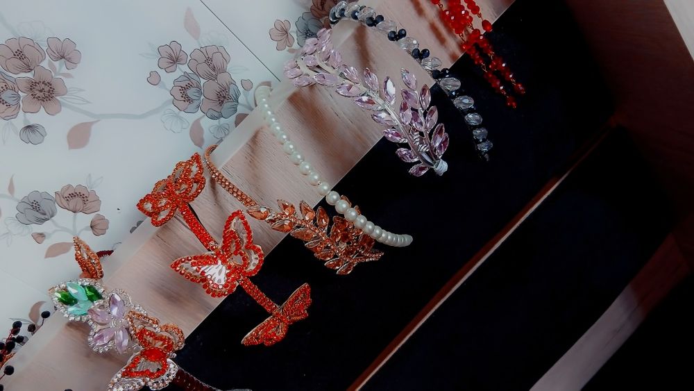 Kelinlar uchun taqinchoqlar