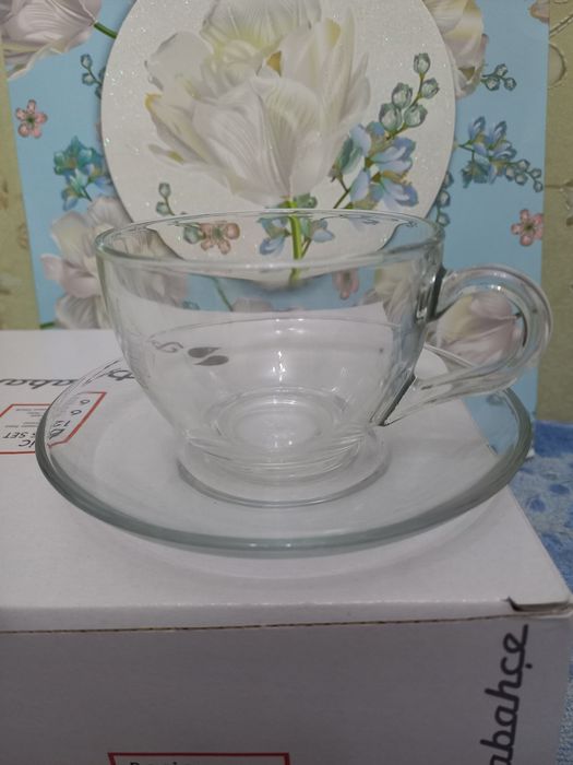Продаётся новый чайный набор.