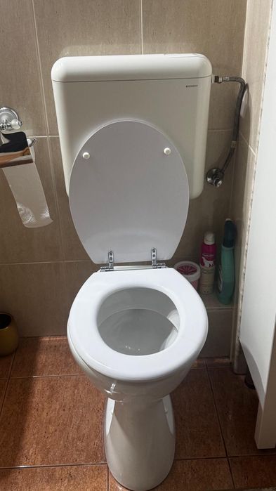 Vase WC, baterii lavoar si dus, mobilier baie