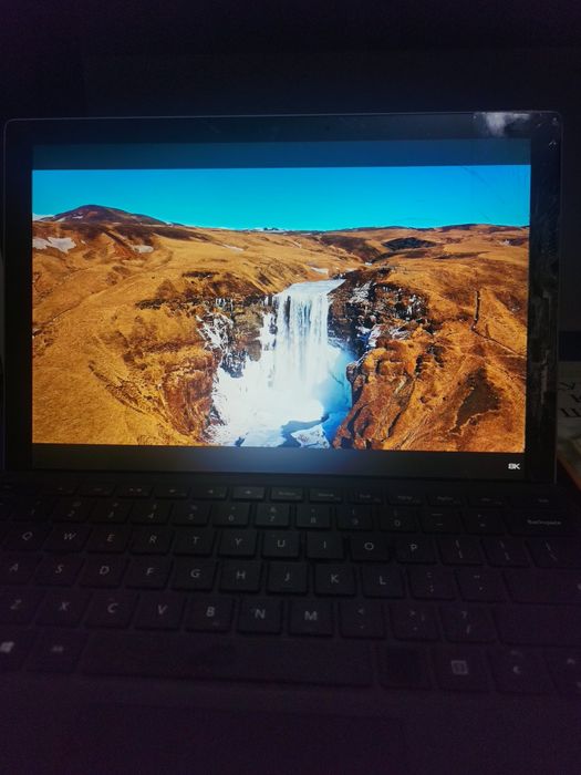 Surface pro 7+ core i5 1135G7