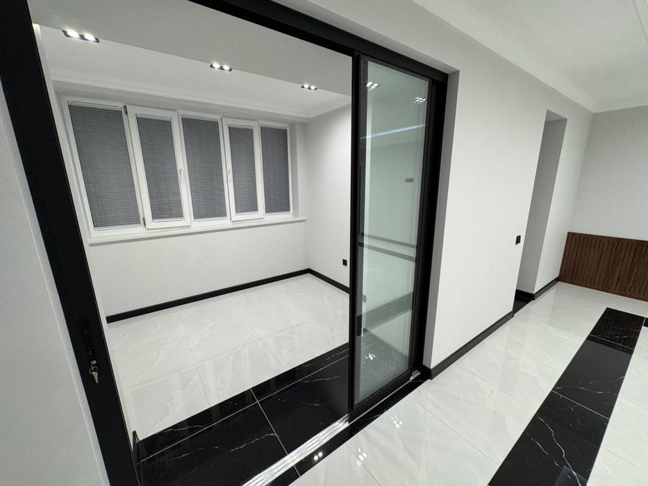 Эльбека Зор ТВ | 100кв - нежилое помещение вдоль дороги Продажа