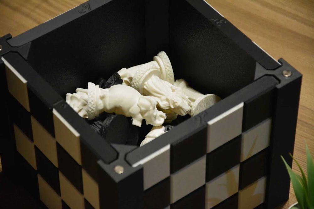 Tabla de Sah Pliabila cu Cutie de Depozitare | 36 Culori la Alegere | Imbinari Magnetice | Print 3D Premium