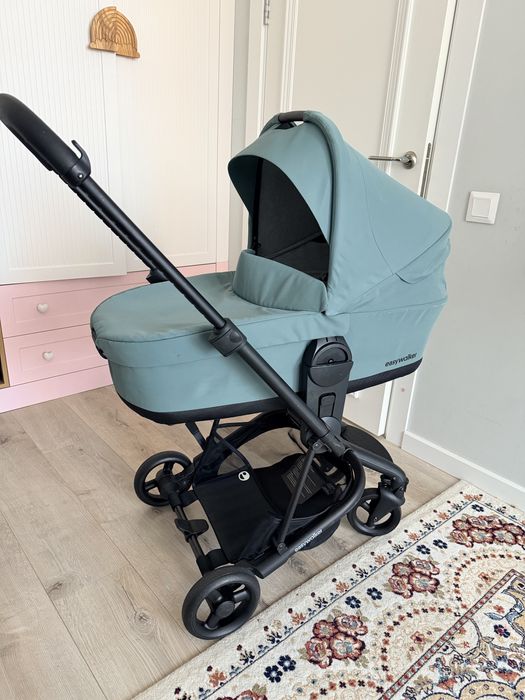 Продаю коляску Easywalker Charley