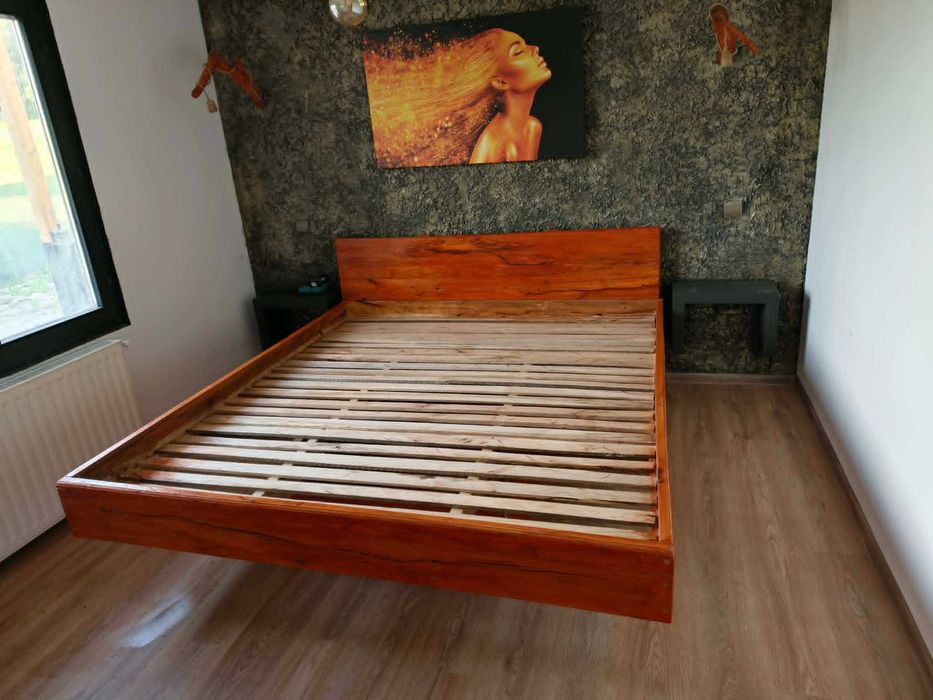 Pat Stejar Masiv – Floating Bed cu LED – Lucrat Manual