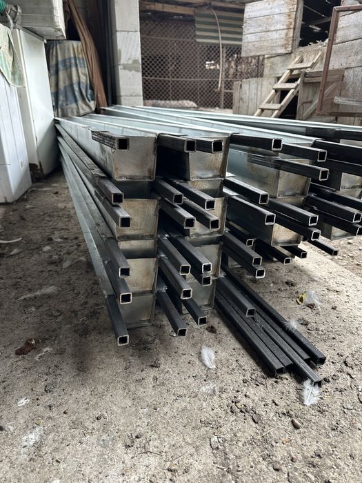 Matrite metalice stalpi de beton/ spalieri vie/ stalpi gard/ forme
