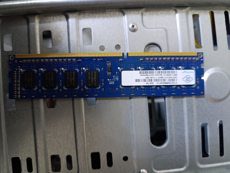 Персональный компьютер+стол