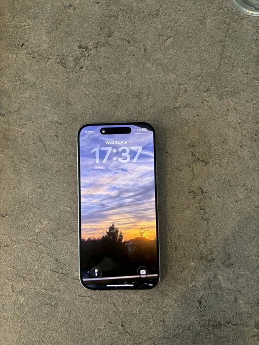 Iphone 15 Pro, 512 GB, spate fisurat