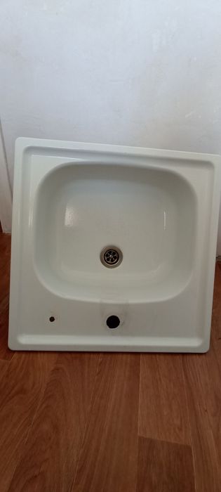 Продам мойку для кухни