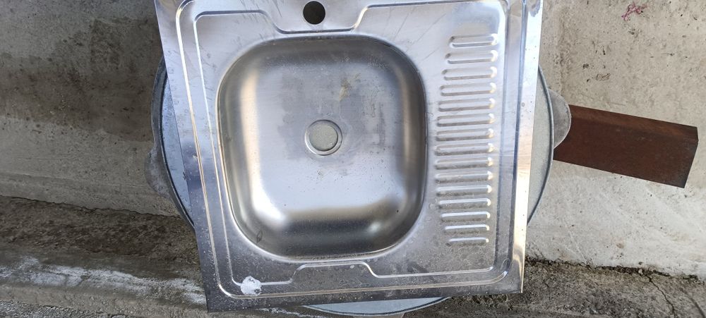 Раковина бракованный