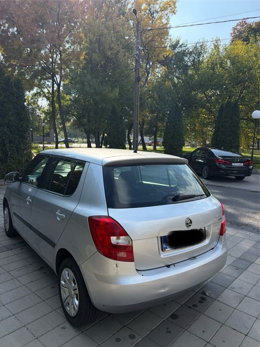 SKODA Fabia 2011 — imagine 4