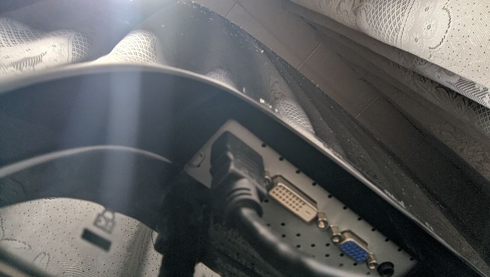 Продам монитор LG Fletron w2553v-pf в идеальном состоянии