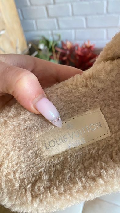 Чехли LV wool 38.39*Lous Vuitton