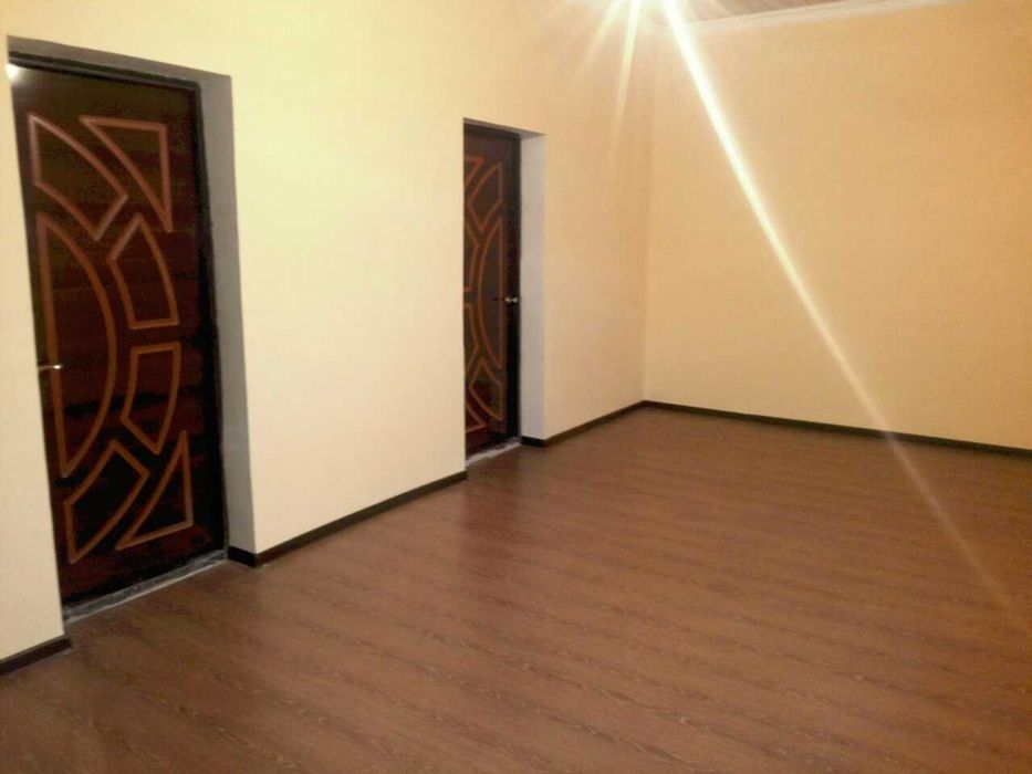 Ховли жойлар сотилади. Янгиариқ-Боғот йўлинда 2та участка 13 сотикда.