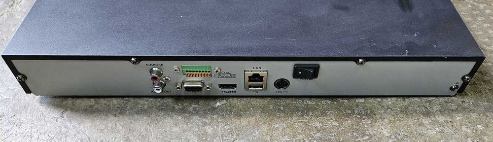 NVR 8 canale 5 MP Hikvision DS-7608NI-E2/A