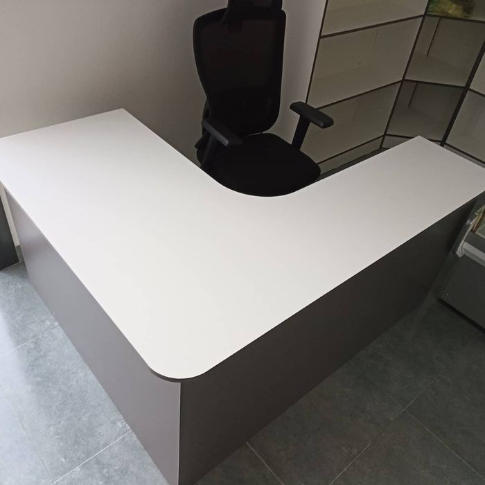 Кассовые столы на заказ для магазинов и аптек.