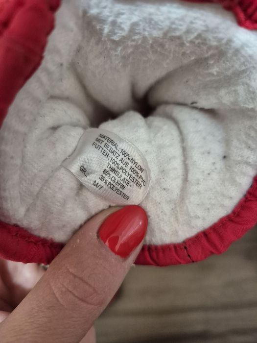 Manusi de ski roșii