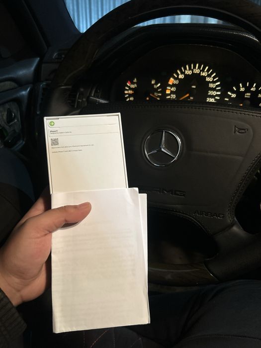 Продам iphone 17