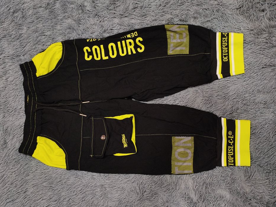 Пакет одежды для девочки-подростка