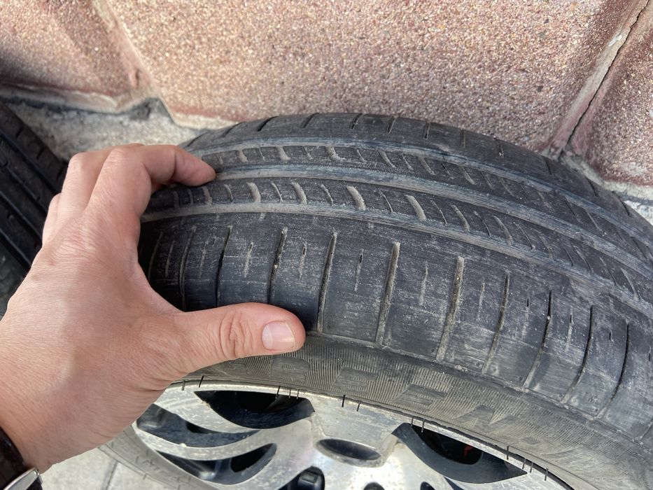 Продам Литые диски R13 стояли на Golf3