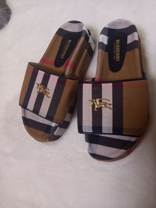 Papuci de dama burberry