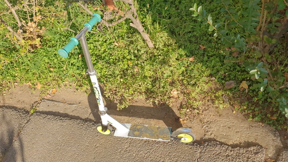 Trotineta Oxelo pt. copii 3-6 ani