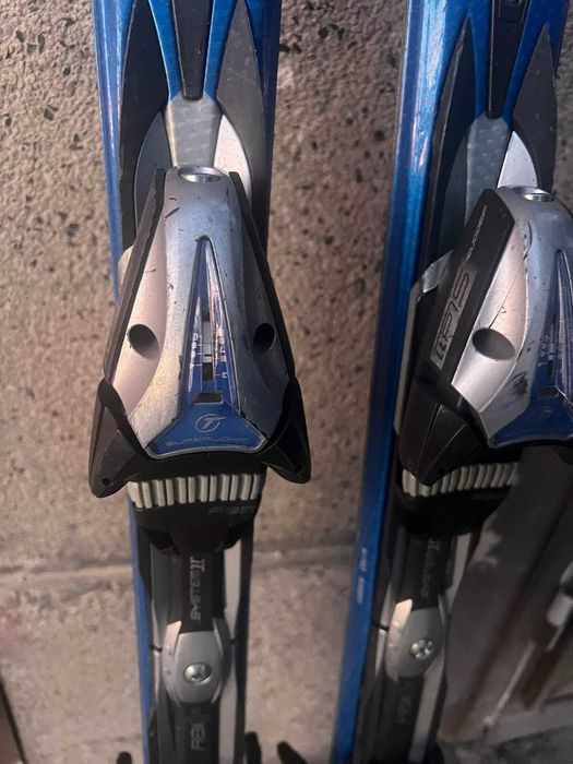 Продавам ски HEAD