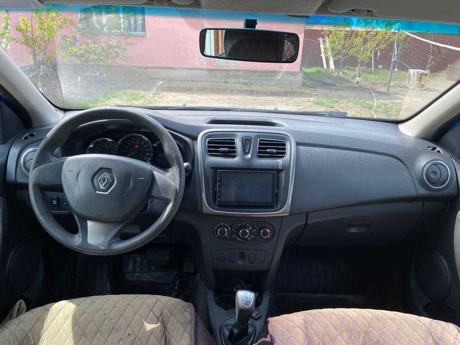 Renault Logan 2015 г