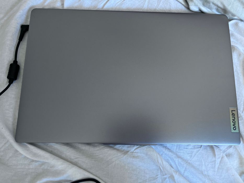 ноутбук Lenovo новый