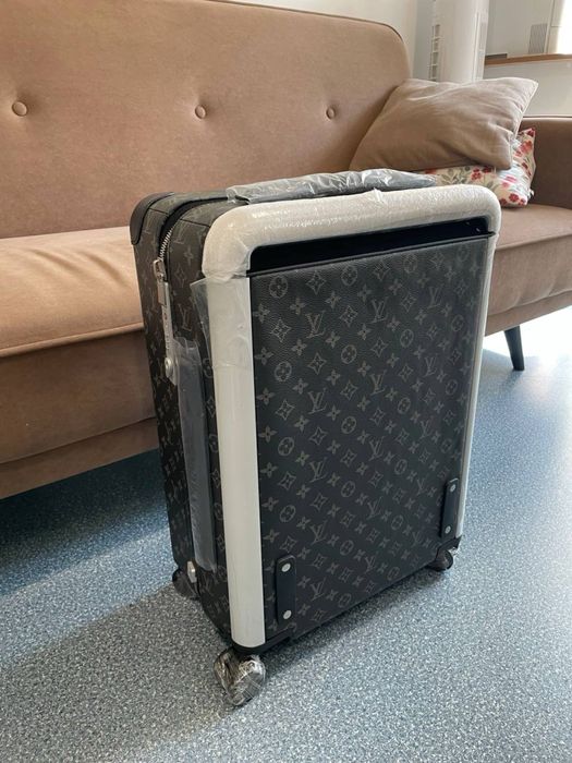 Чемодан Horizon 55 LV