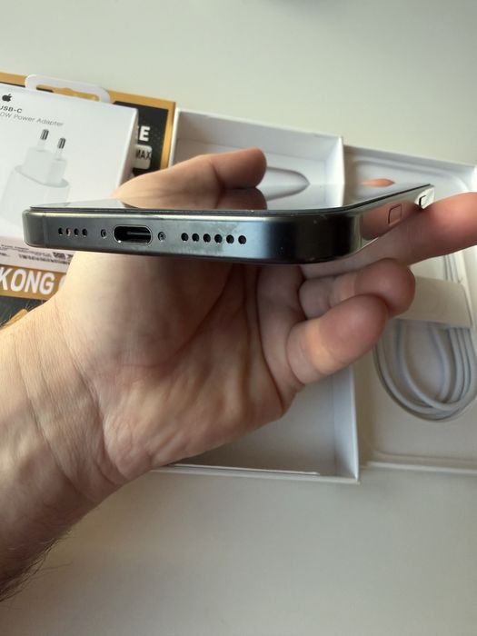 iPhone 16 Pro Max 256Gb