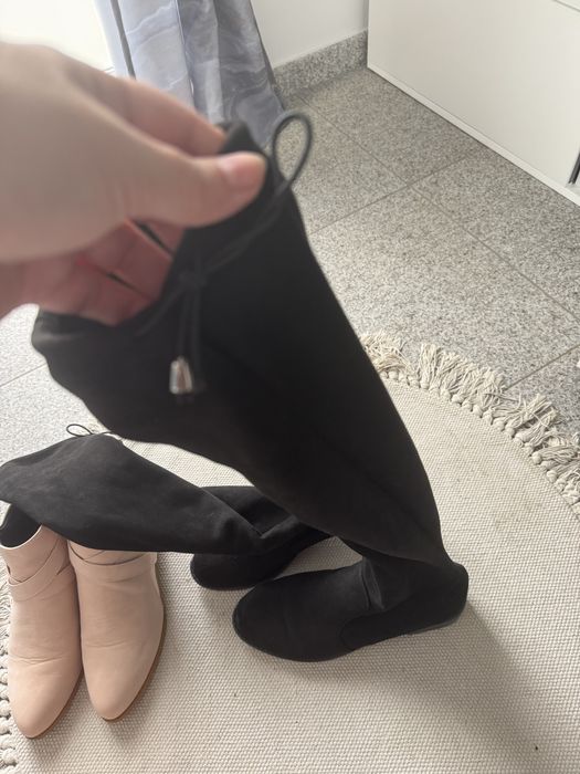 Cizme peste genunchi si ghete ca noi!!