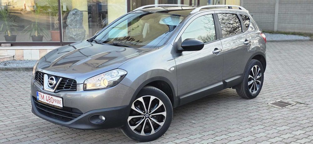 Nissan Qashqai 1,6 benzina