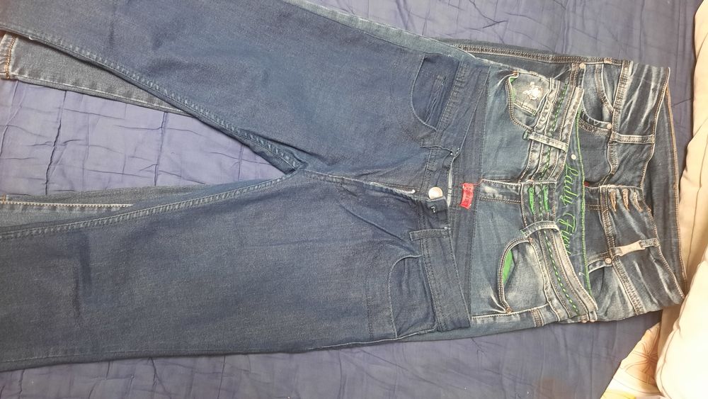 Женская одежда для девушек