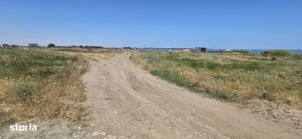 Teren 965mp.deschidere la 3 strazi, pe malul Lacului Techirghiol