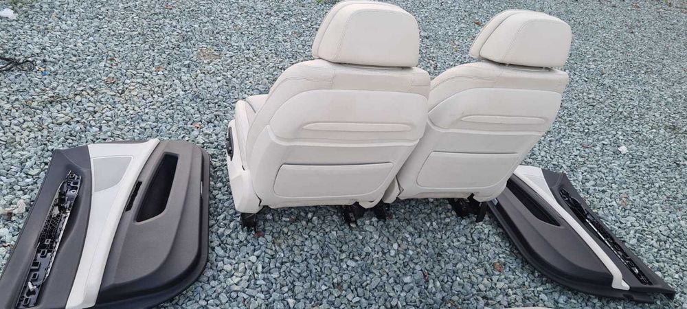 Vand interior BMW