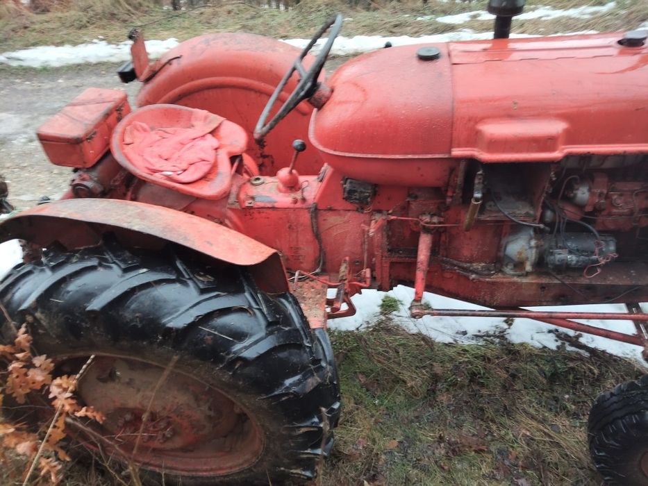 Vand tractor in stare buna de functionare