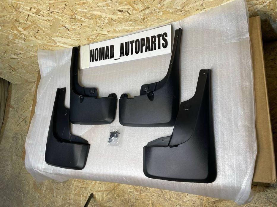 Брызговики на 4Runner 10-22(without fender)