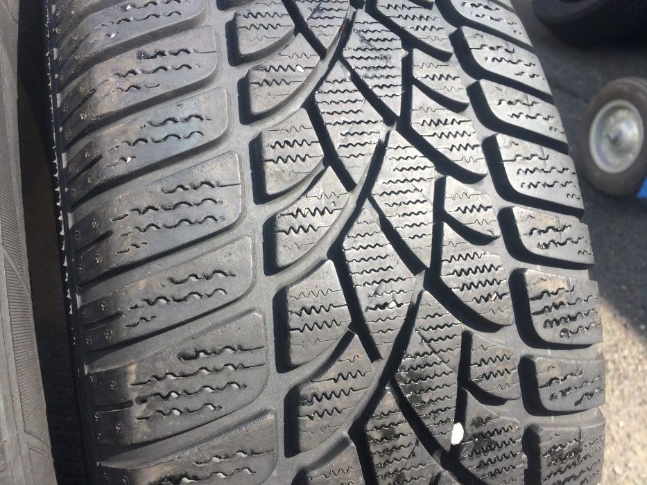 225/55/17 Дънлоп ДОТ 2012 г - 7,9 мм РЪН ФЛАТ !