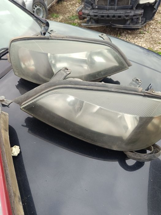 Faruri și triple Opel Astra G break 2003