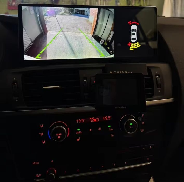 Navigatie Tabletă Ultra-slim Linux Touch Screen  12.3 inch / 10.3 inch  Android Auto, Carplay Auto, CIC NBT WAZE YOUTUBE BMW AUDI MERCEDES VOLKSWAGEN