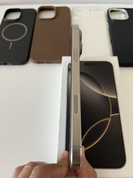 Продам Iphone 16 PRO MAX. 1 TB ( Nano sim + E sim)