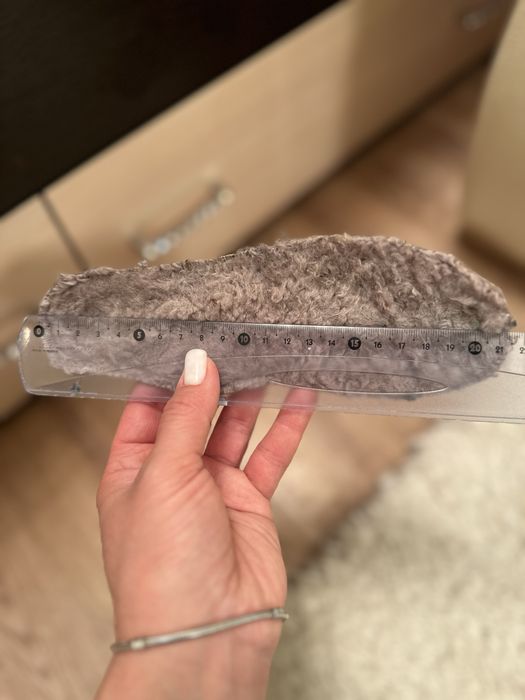 Продаю зимние кожаные ботинки на девочку