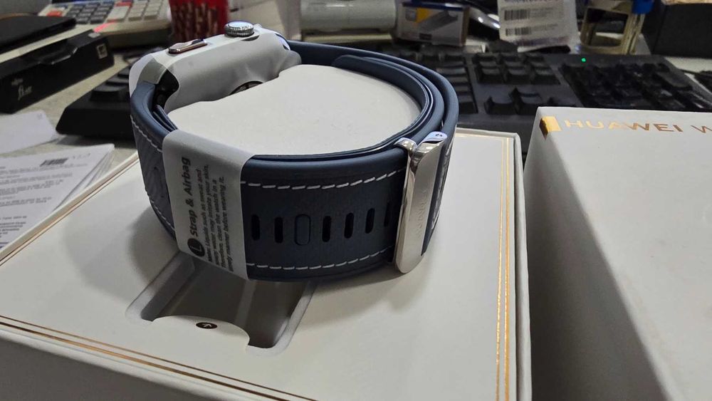 ***НОВ***Huawei Watch D2