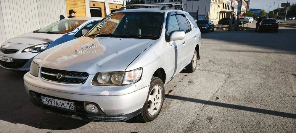 Продам Nissan R'nessa