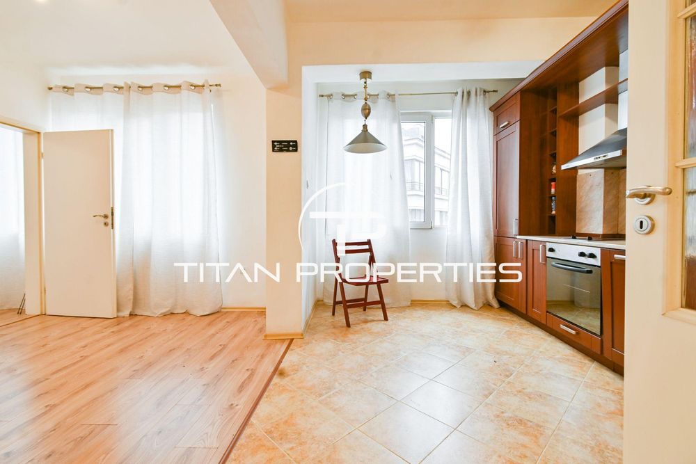 Дава се под наем Двустаен апартамент в София, Яворов - 60 кв.м за 598.23 € - Снимка #2