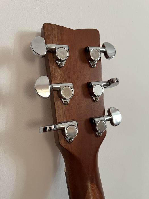 Гитара акустическая Yamaha F370