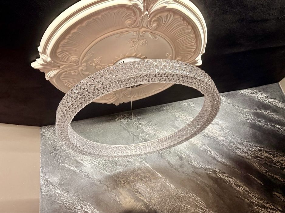 Lustra lampadar led
